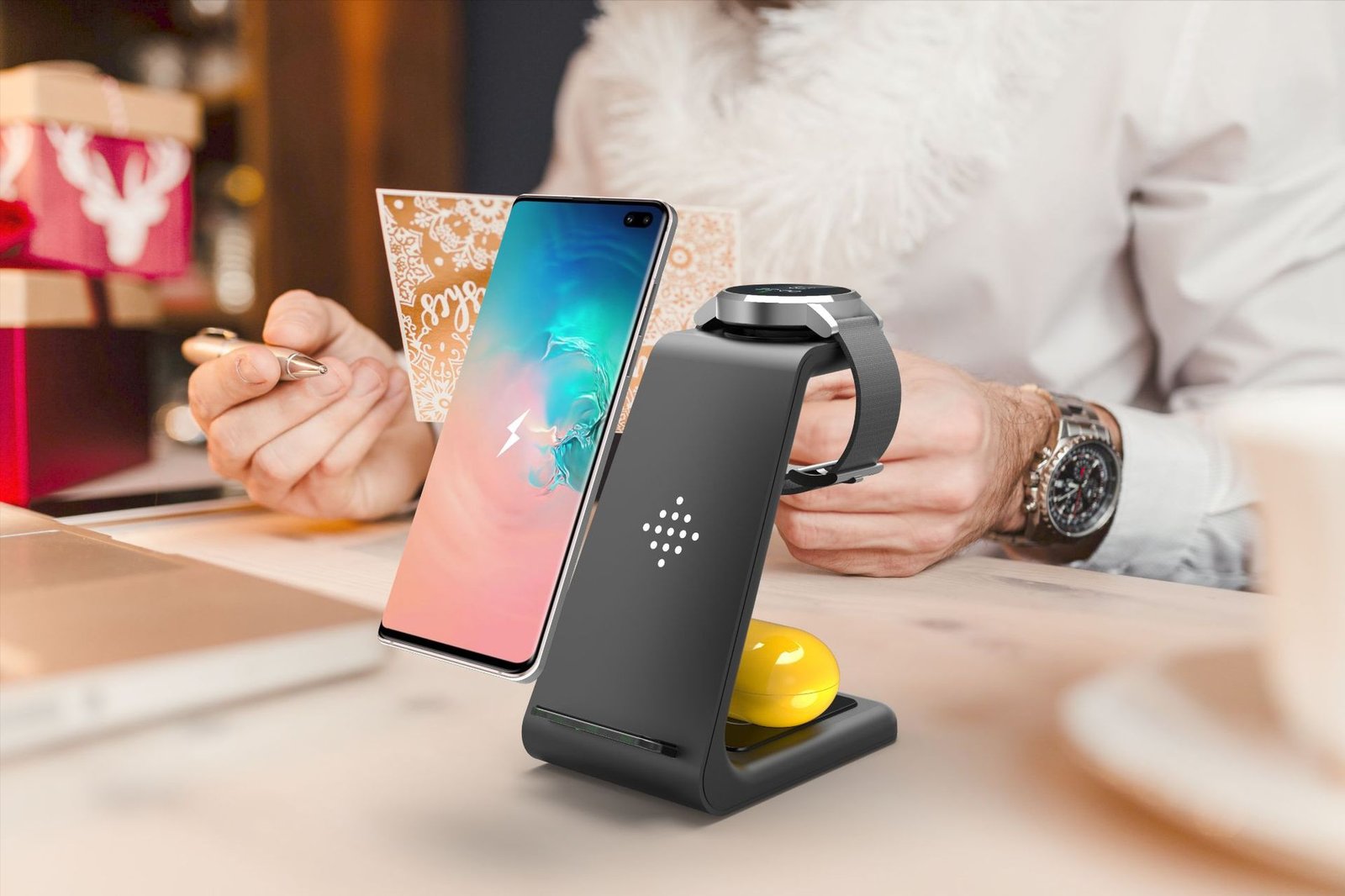 3-in-1 Wireless Fast Charging Station for Phone, Watch & Buds 6 微信图片_20191014160049.jpg