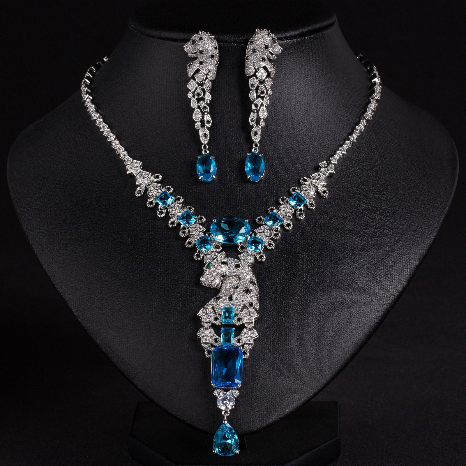 Leopard Retro Zircon Necklace & Jewelry Set 5 0F5A3212