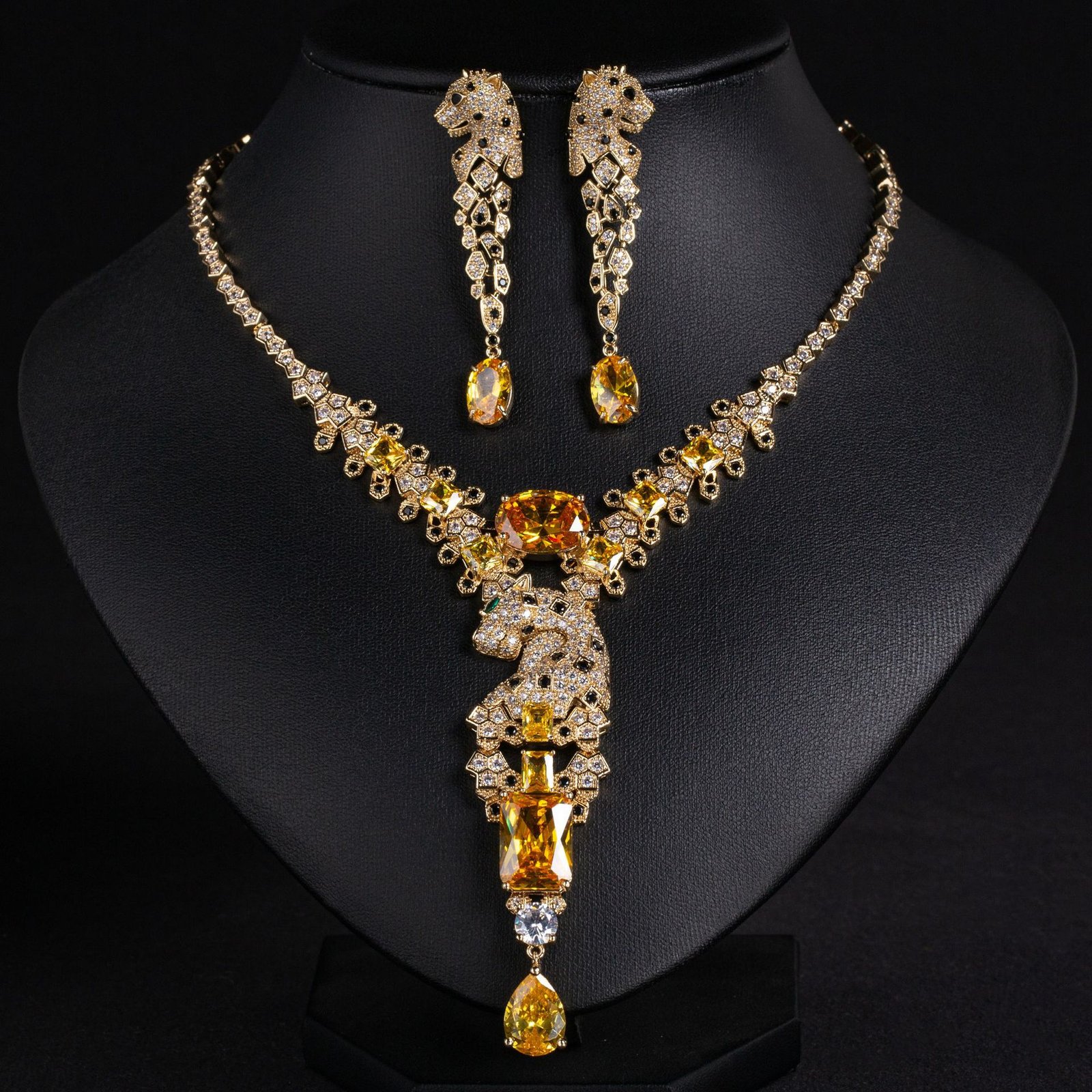 Leopard Retro Zircon Necklace & Jewelry Set 8 0F5A3220